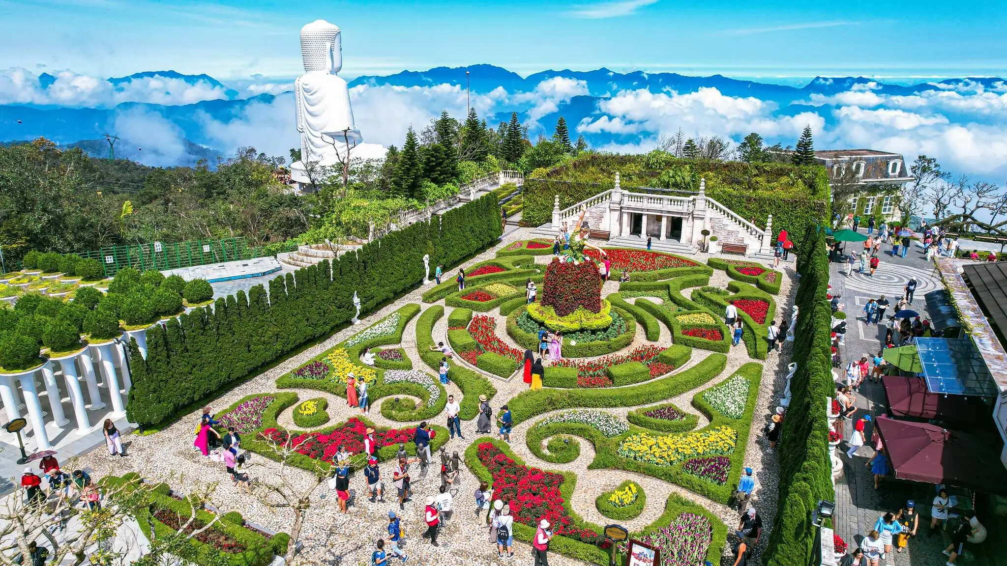 Le Jardin D'Amour flower gardens Golden Bridge Ba Na Hills Bali
