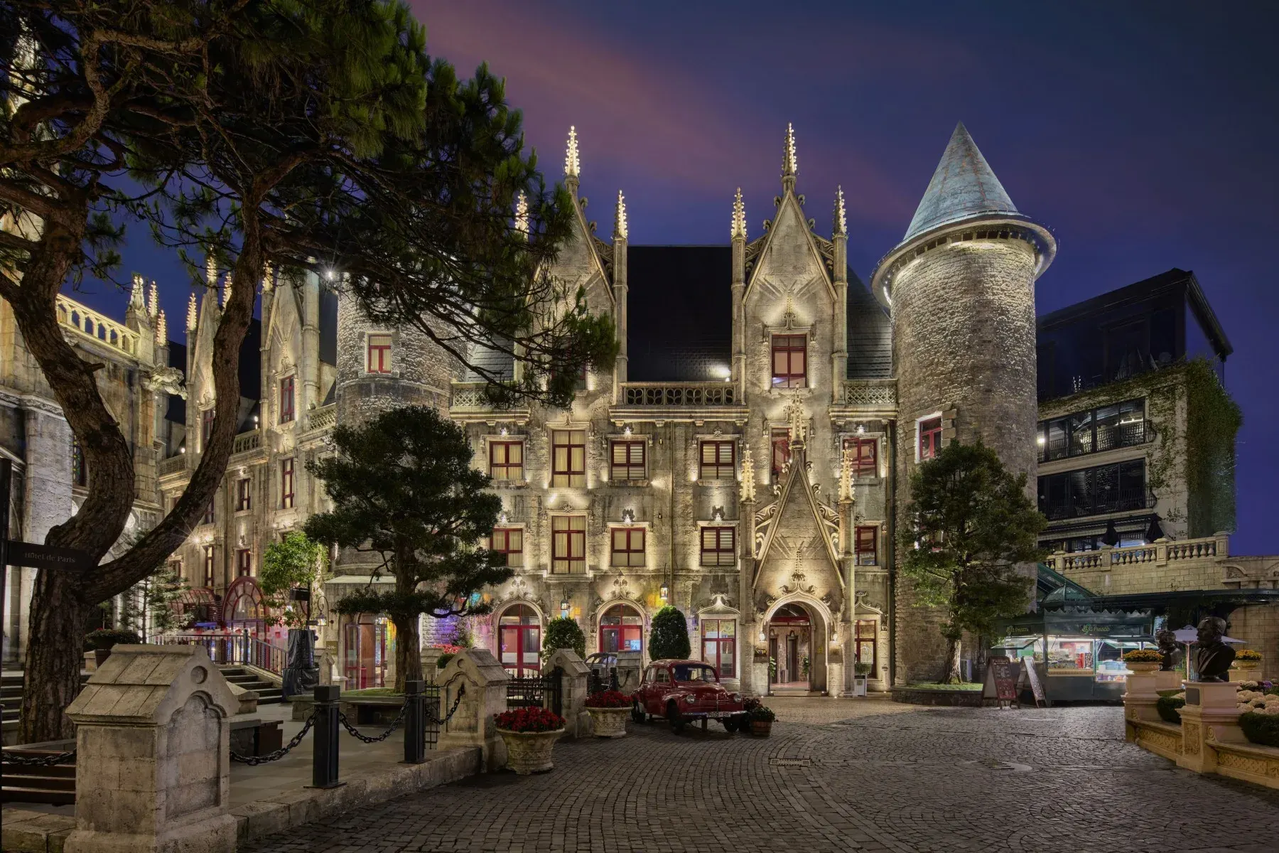 Mercure Ba Na Hills French Village Hotel summit overnight stay Bali
