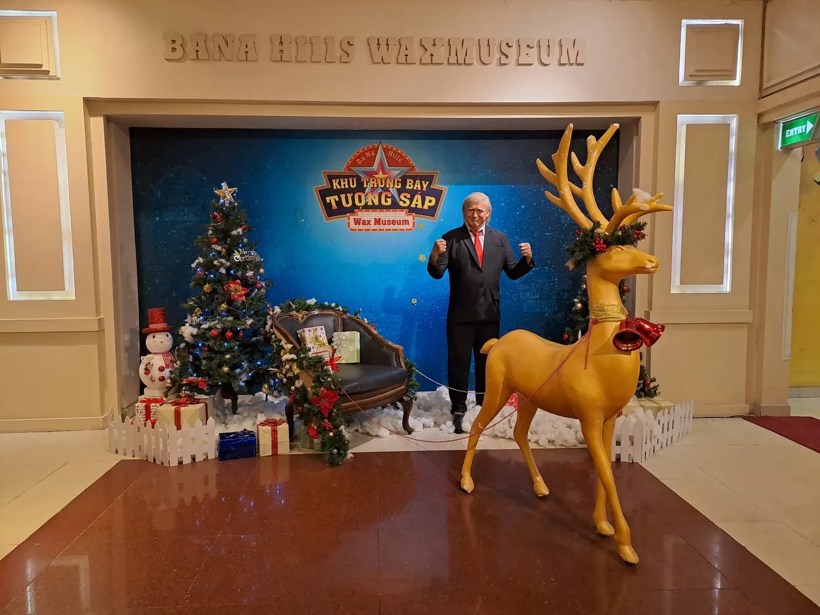 Wax museum celebrity figures Ba Na Hills Bali