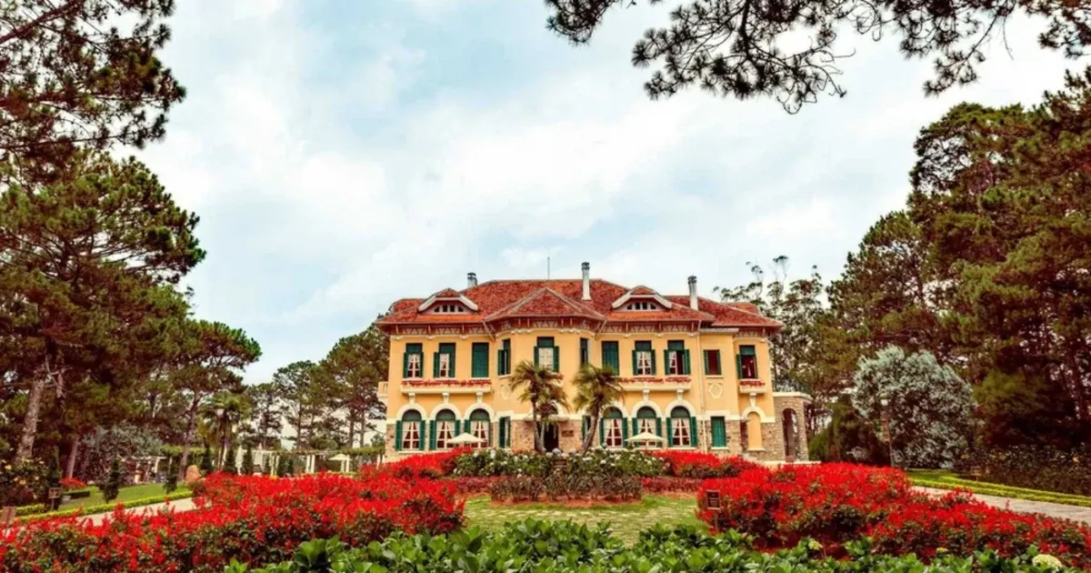 Bao Dai Summer Palace Dinh III French Art Deco royal villa Da Lat Bali