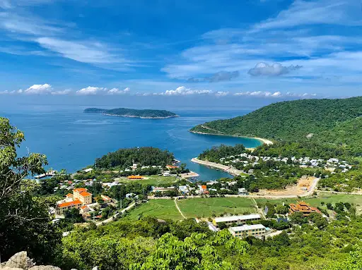 Cu Lao Cham Island clear blue water snorkeling Bali