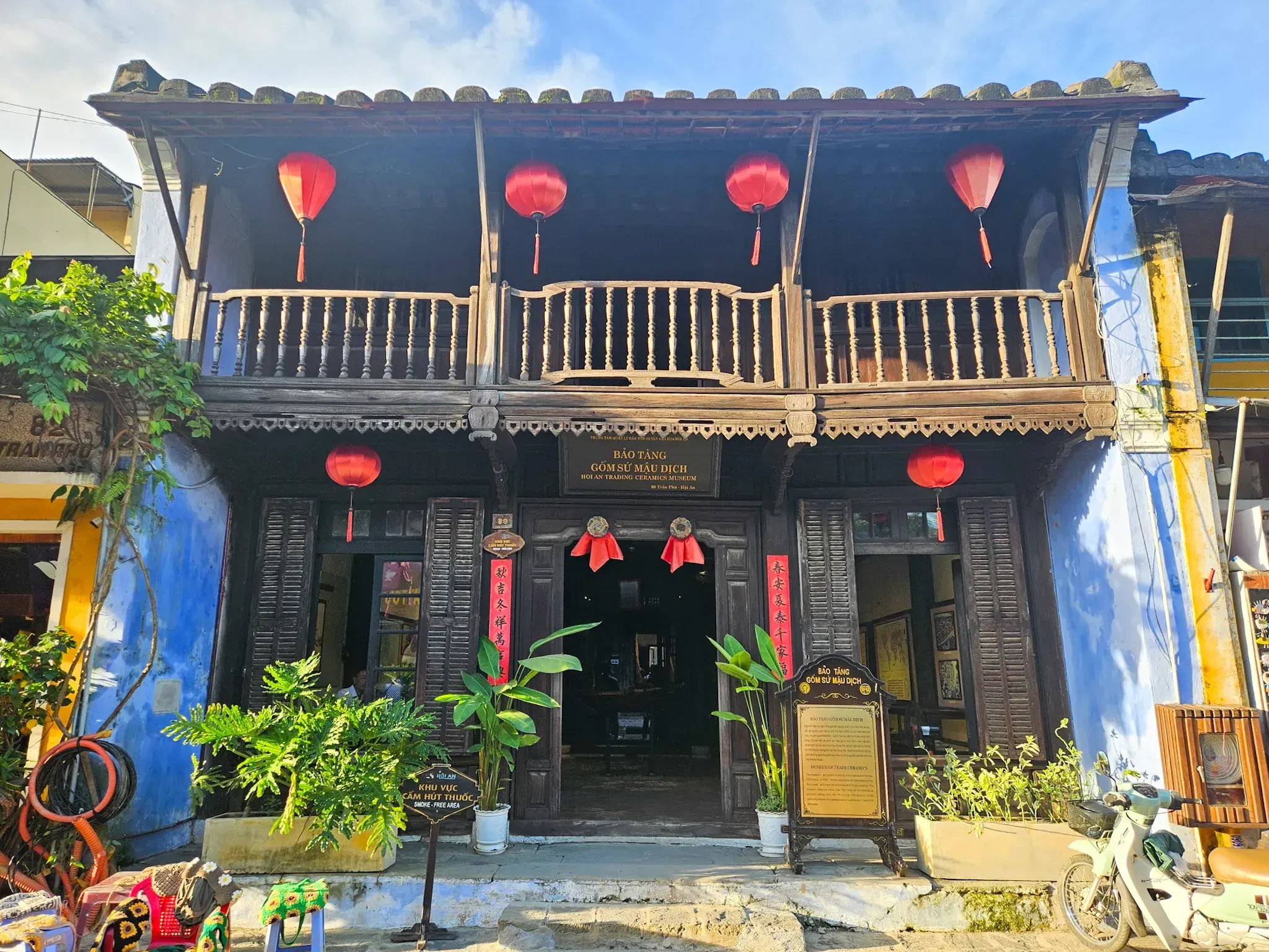 Phung Hung 230-year-old merchant house Hoi An Bali