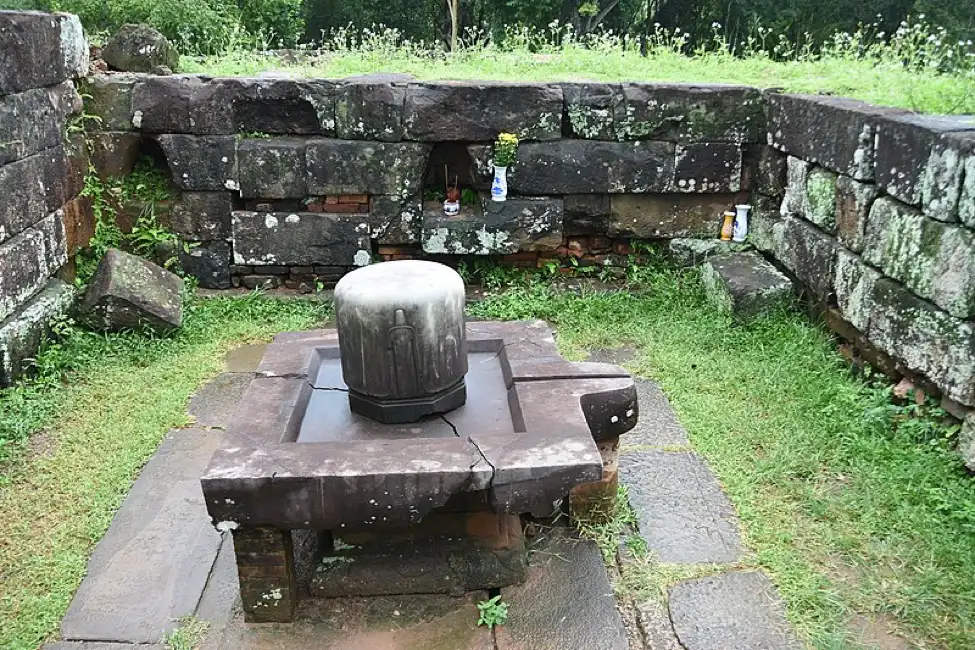 Group F linga yoni sculpture Cham Shiva sanctuary My Son Sanctuary Bali