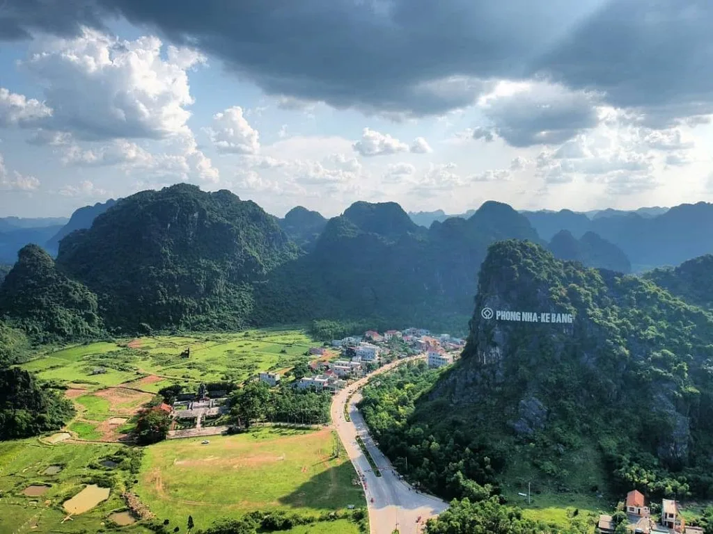 Phong Nha Town Son Trach riverside promenade cafes Son River Bali