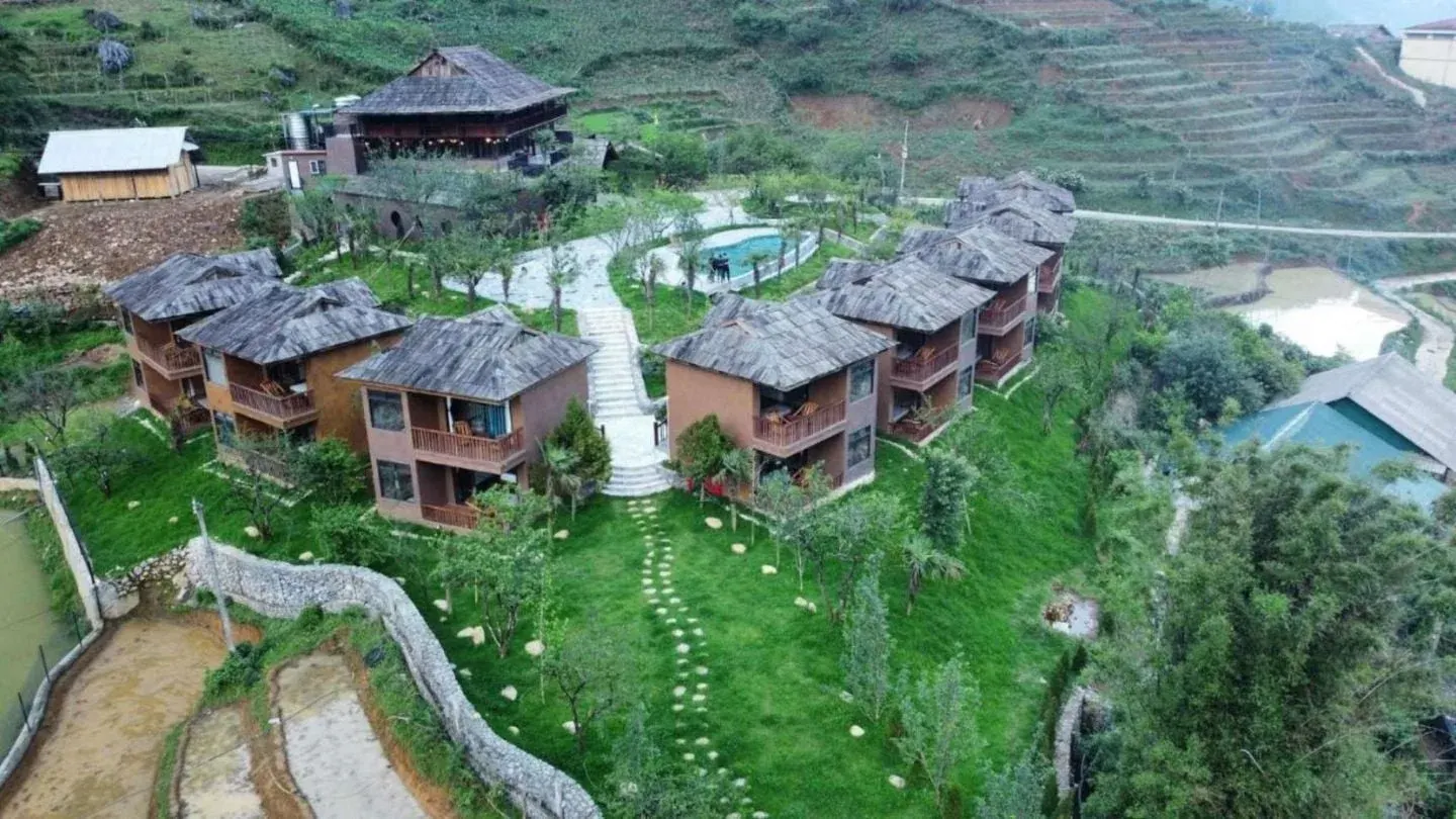 Sin Chai Black Hmong village less-visited western Sapa Bali
