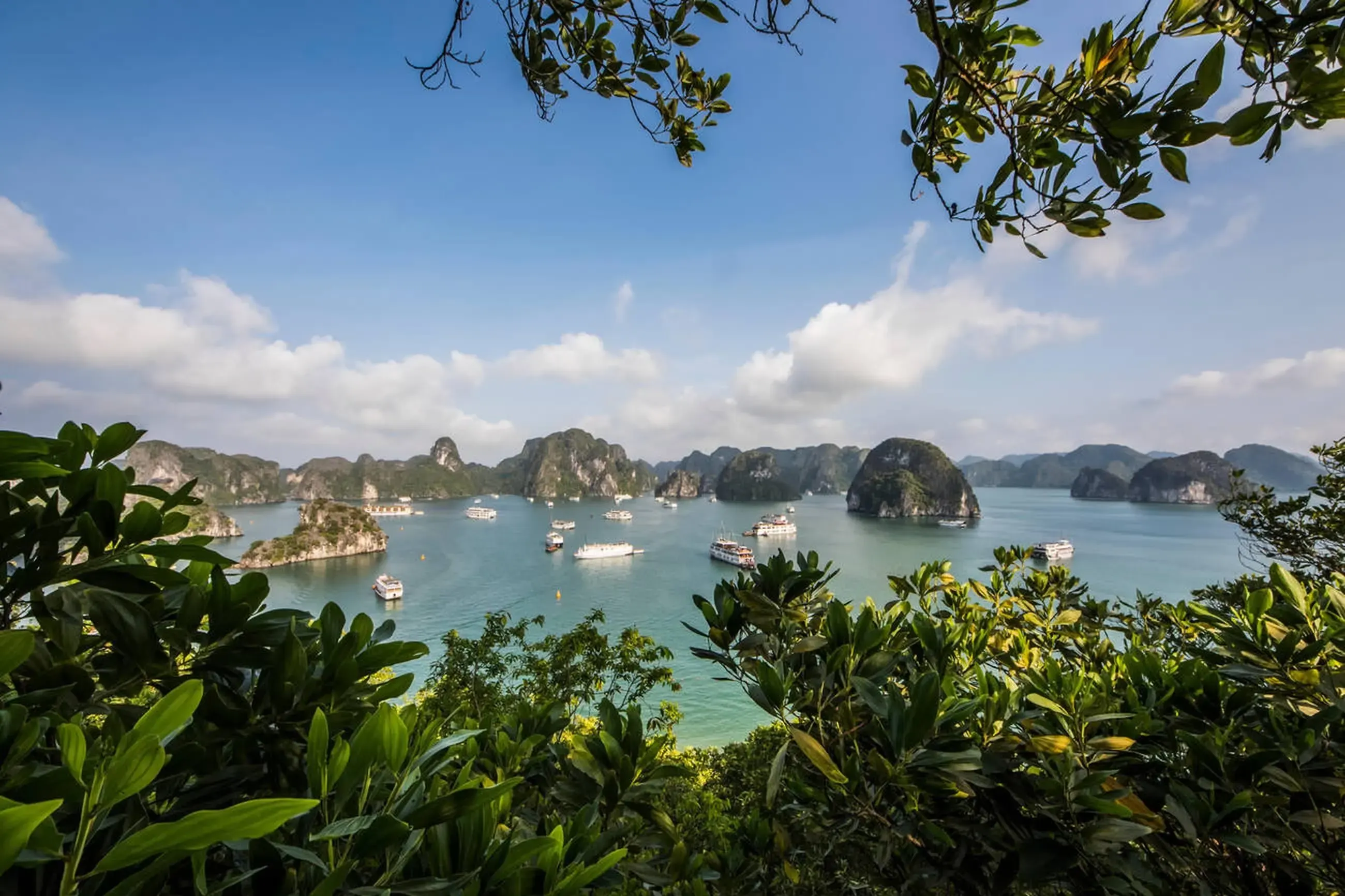 Northern Bali Signature: Hanoi to Golden Bridge