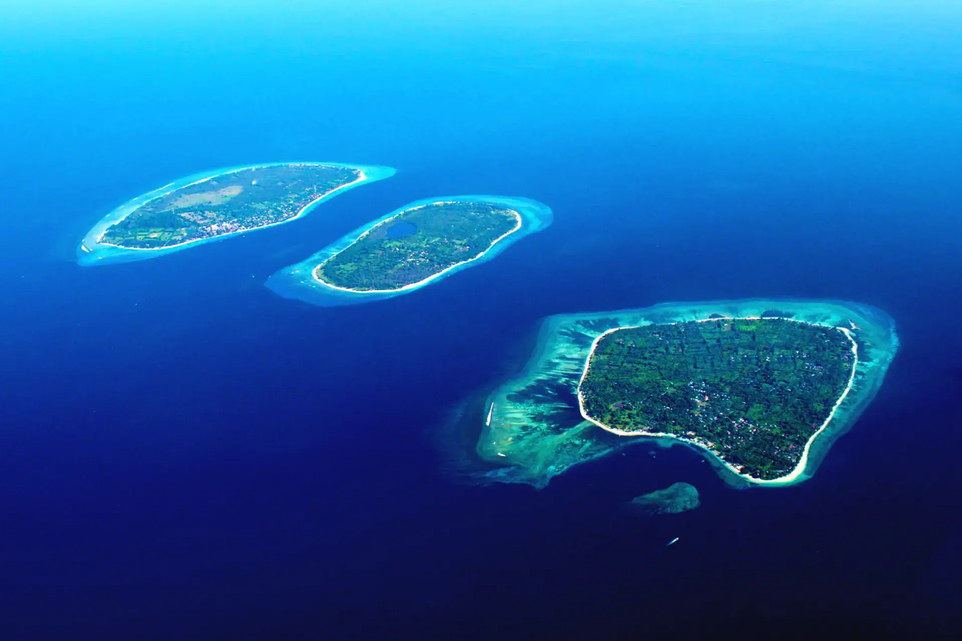 Gili Islands clear water and snorkeling, Indonesia