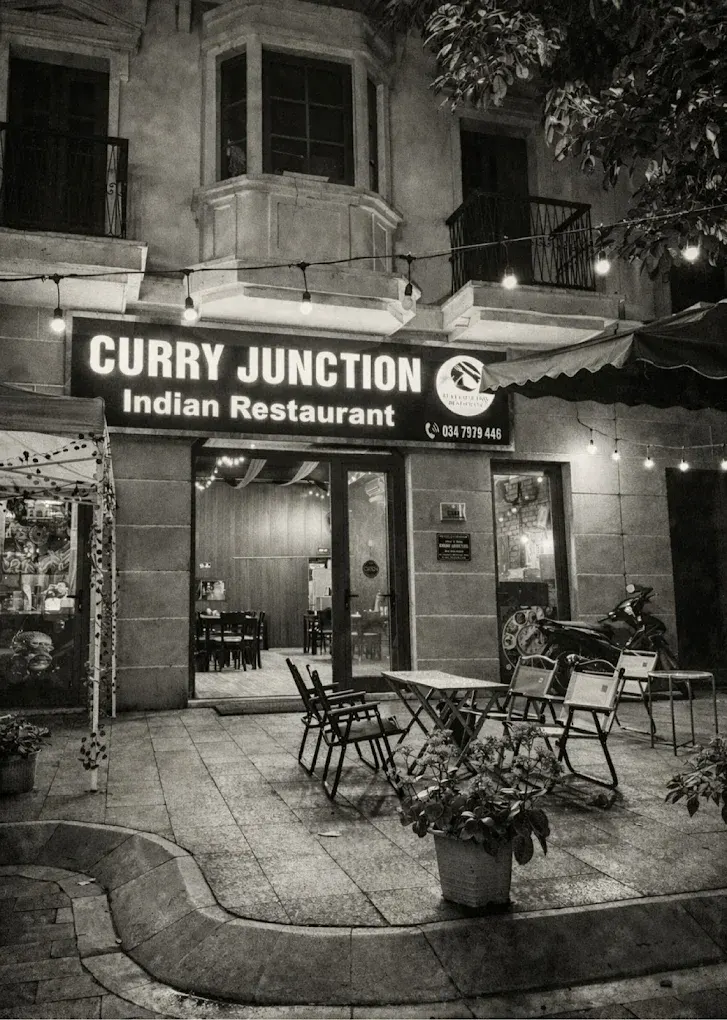 Curry Junction - Halong